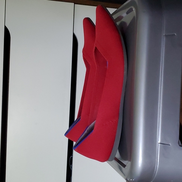 Rothy's The Point flats bright red size 9. Worn once. - Picture 3 of 3